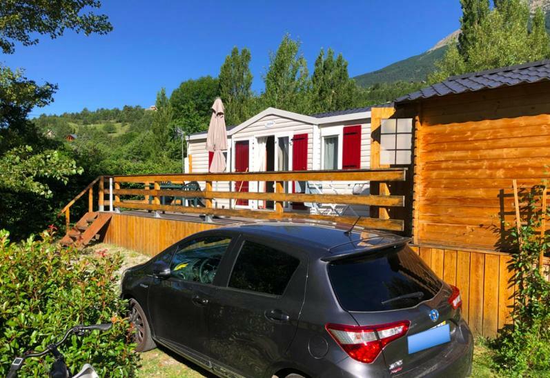 Mobil Home Proche Du Plan D'Eau D'Embrun Luaran gambar