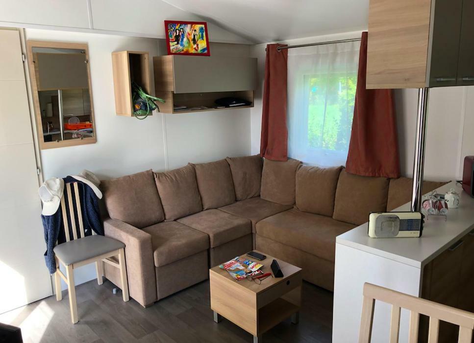 Mobil Home Proche Du Plan D'Eau D'Embrun Luaran gambar