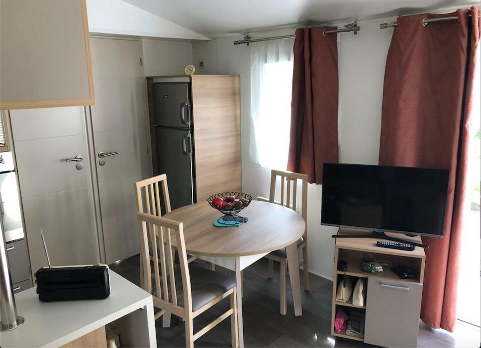 Mobil Home Proche Du Plan D'Eau D'Embrun Luaran gambar