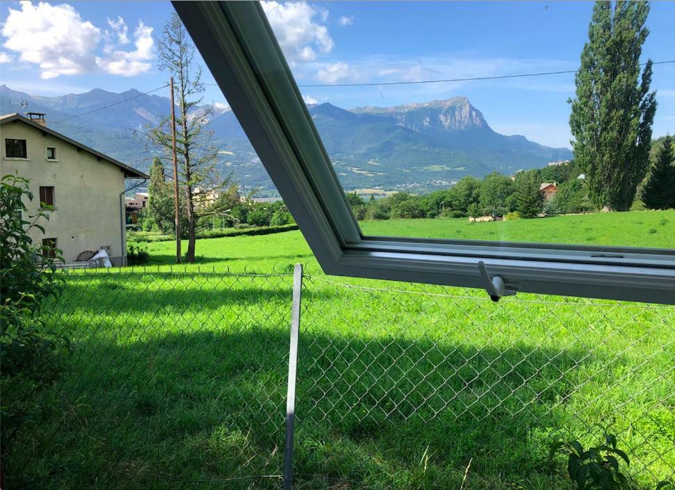 Mobil Home Proche Du Plan D'Eau D'Embrun Luaran gambar